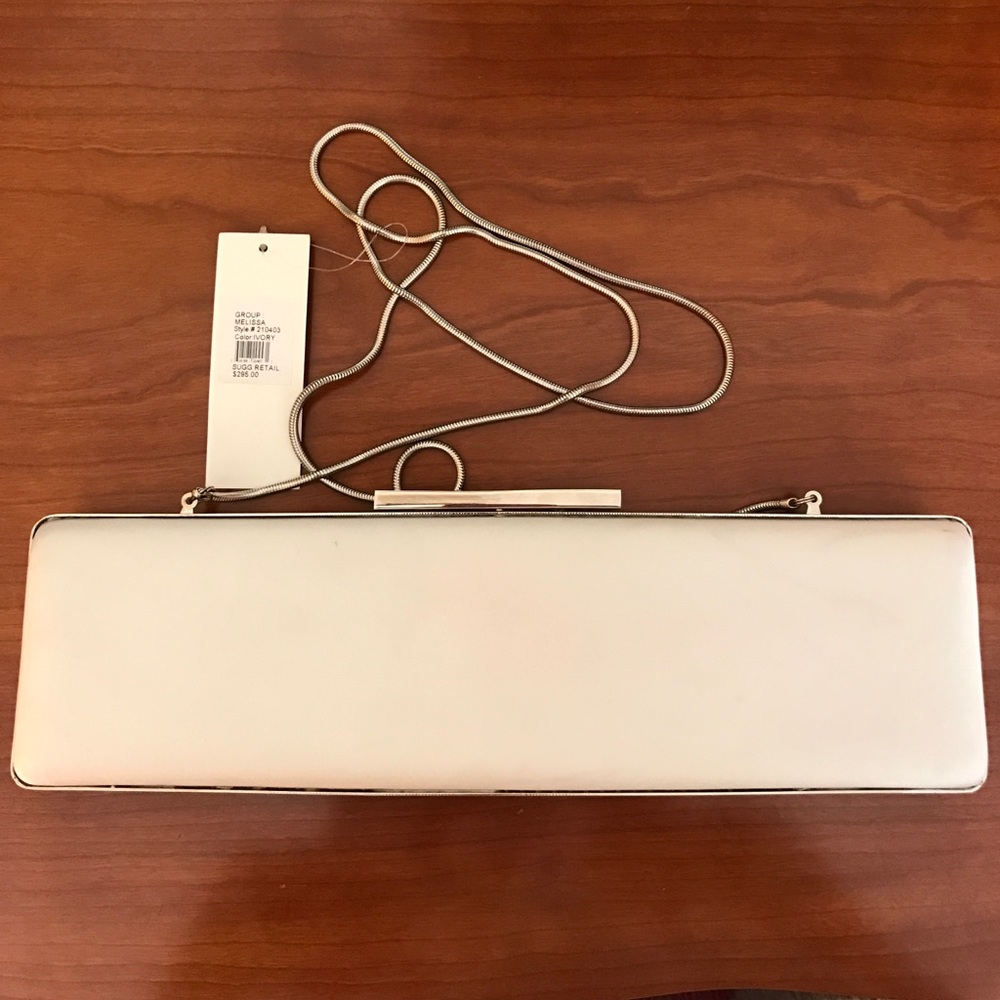 Badgley Mischka Ivory clutch