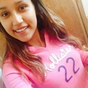 Meet your Posher, Marisol