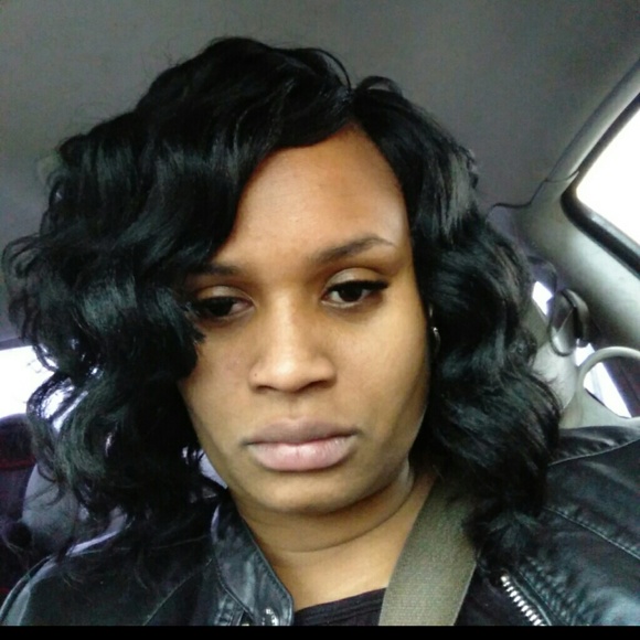 Meet your Posher, Evelyn - Picture 1 of 1