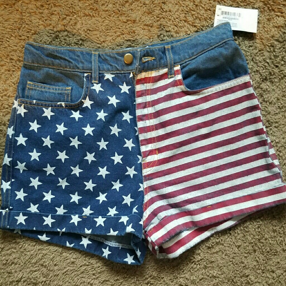AA USA Highwaisted Shorts