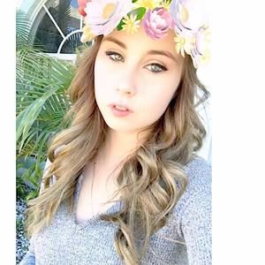 Meet your Posher, Caitlin