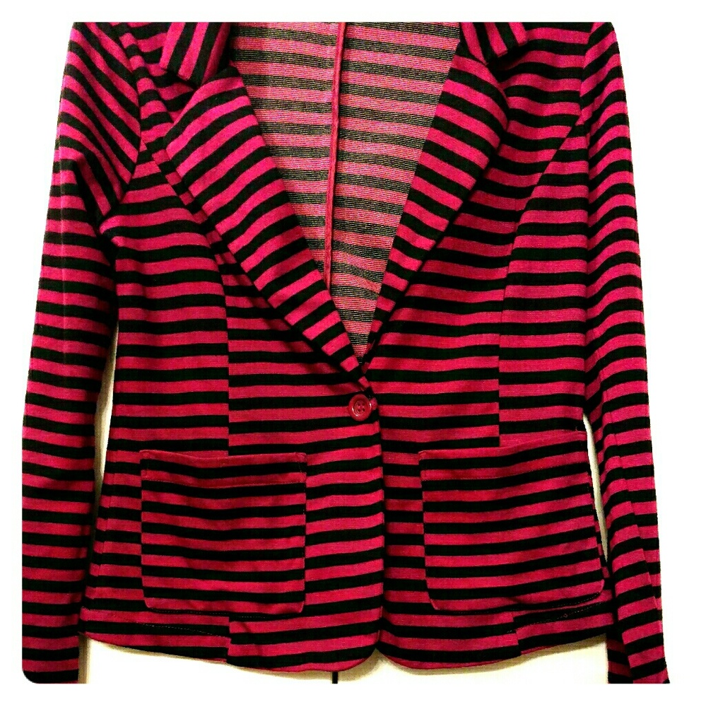 Striped blazer!