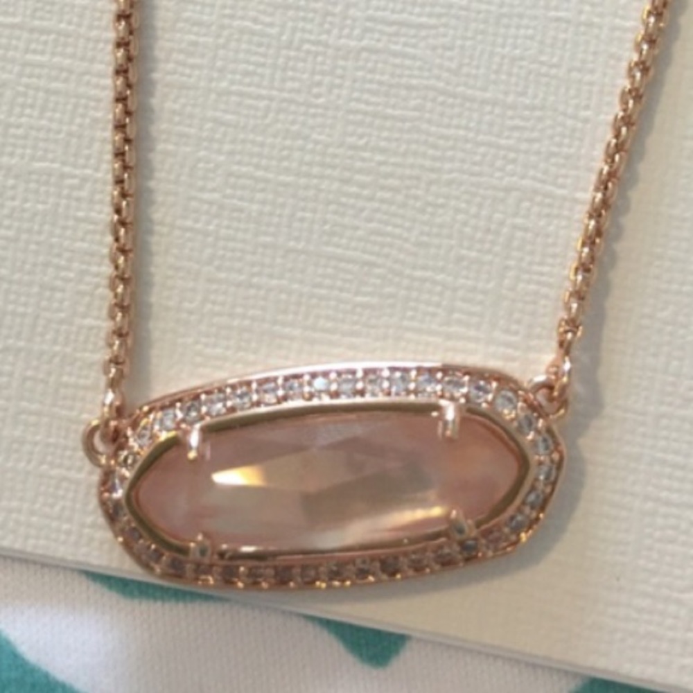 Kendra Scott Annika in Peach Illusion