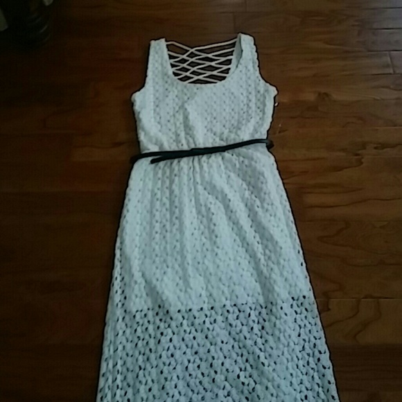Dress - Picture 2 of 2