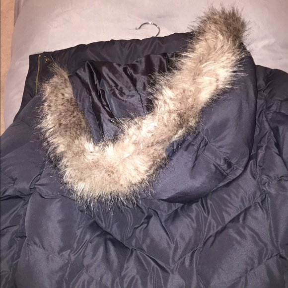 Banana Republic Winter Coat - Picture 2 of 4