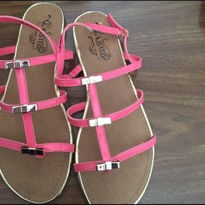 Pink bow sandals size 71/2 unlisted new
