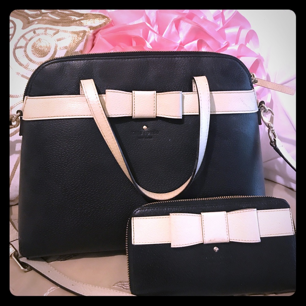 AUTHENTIC Kate Spade Purse & wallet lightly used
