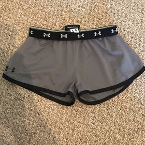 Under Armour Women's 4" shorts