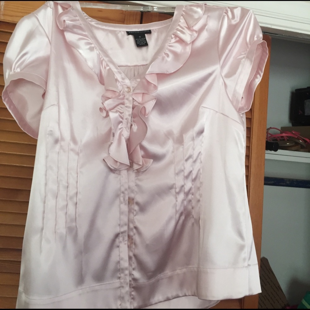 Light pink size 14 Madison studio top
