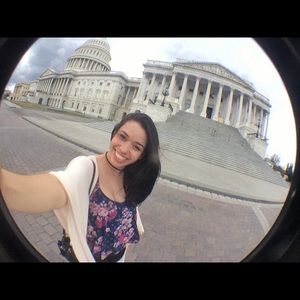 Meet your Posher, Anali