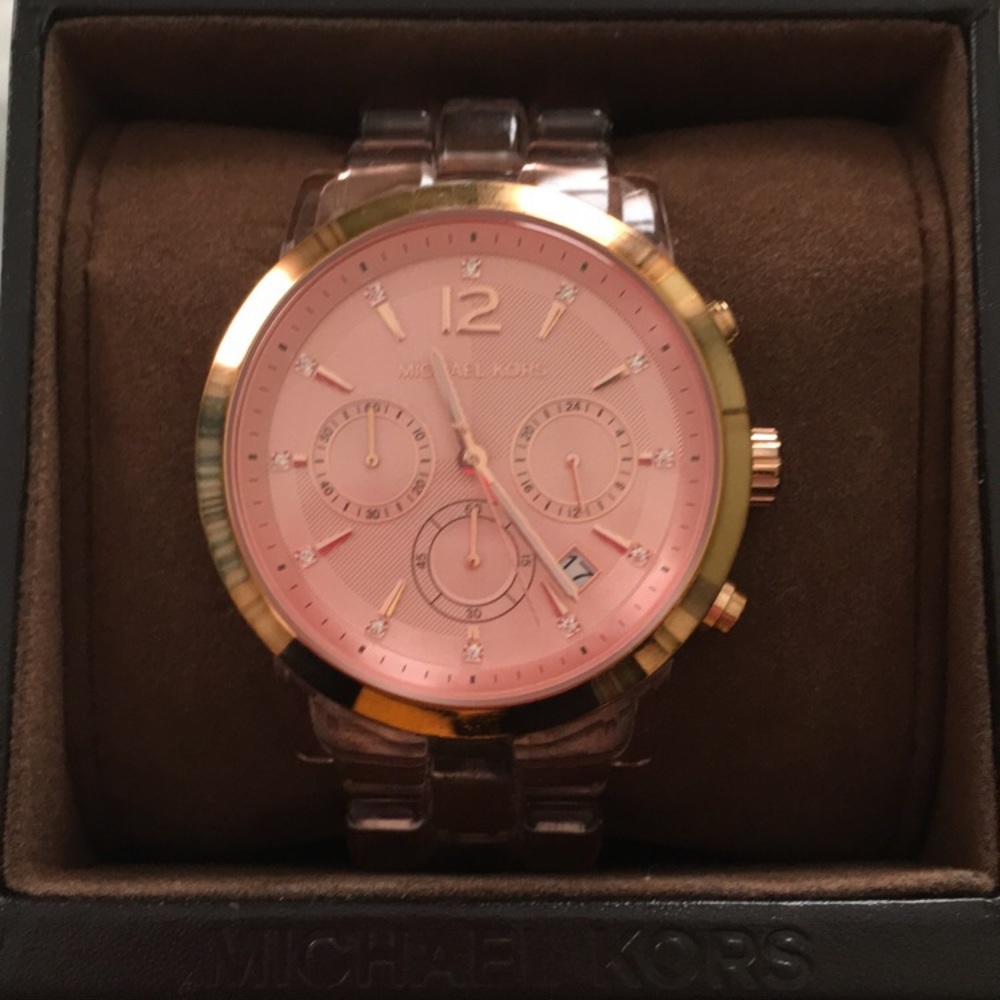 Michael Kors rose gold watch