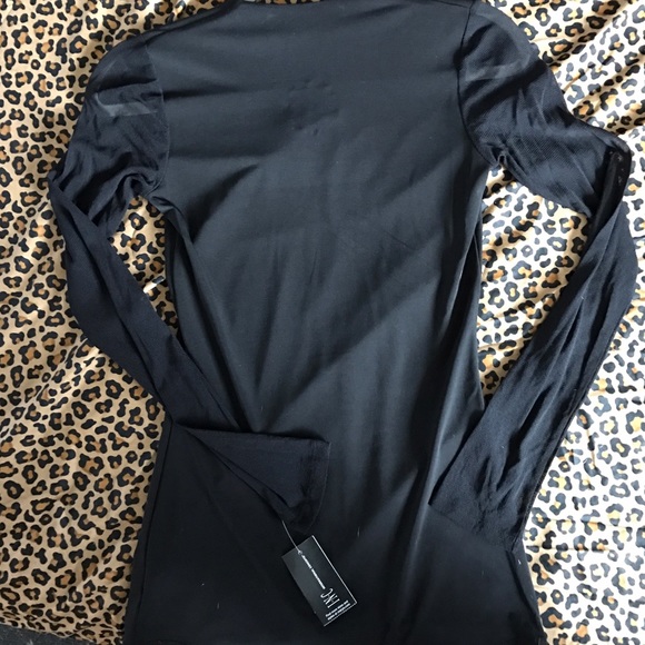 Black V neck top with sheer sleeves - Picture 2 of 4