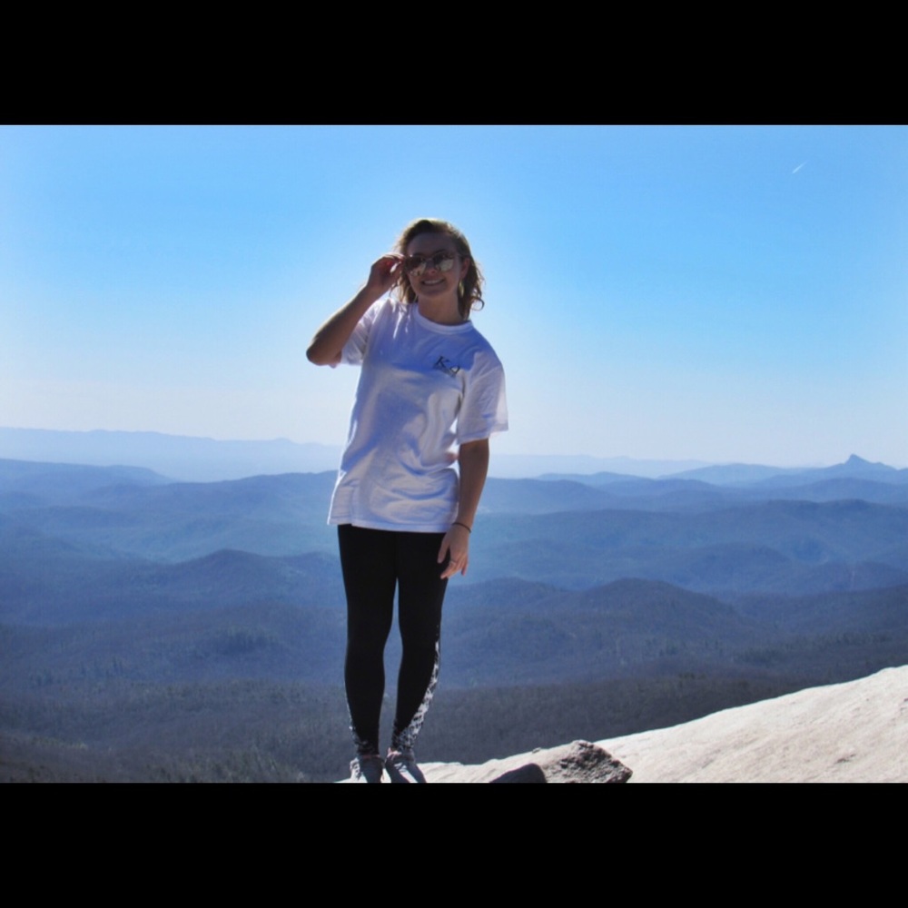 Meet your Posher, Lauren