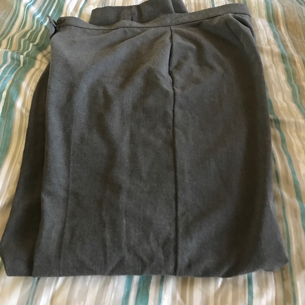 Woman’s dress pants❄️3-15