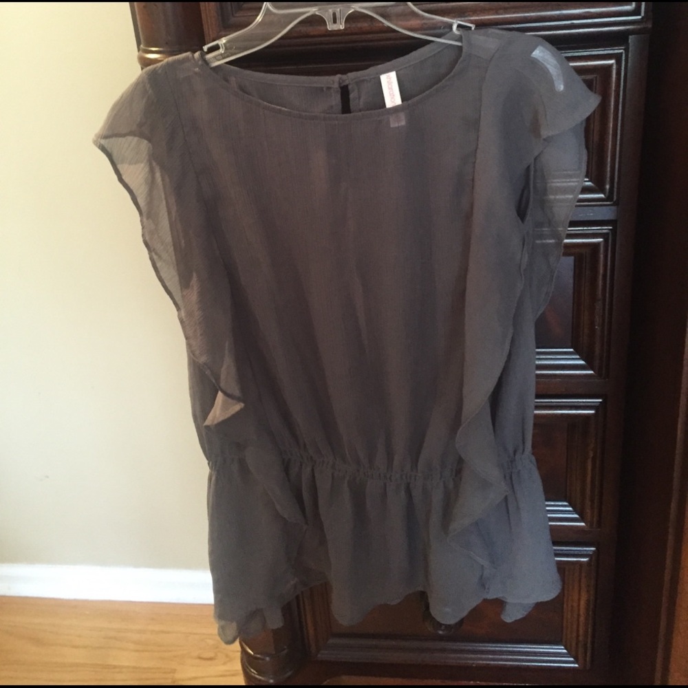 Xhilaration sheer gray shirt