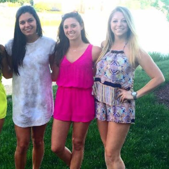 Patterned Romper 😍 - Picture 5 of 6