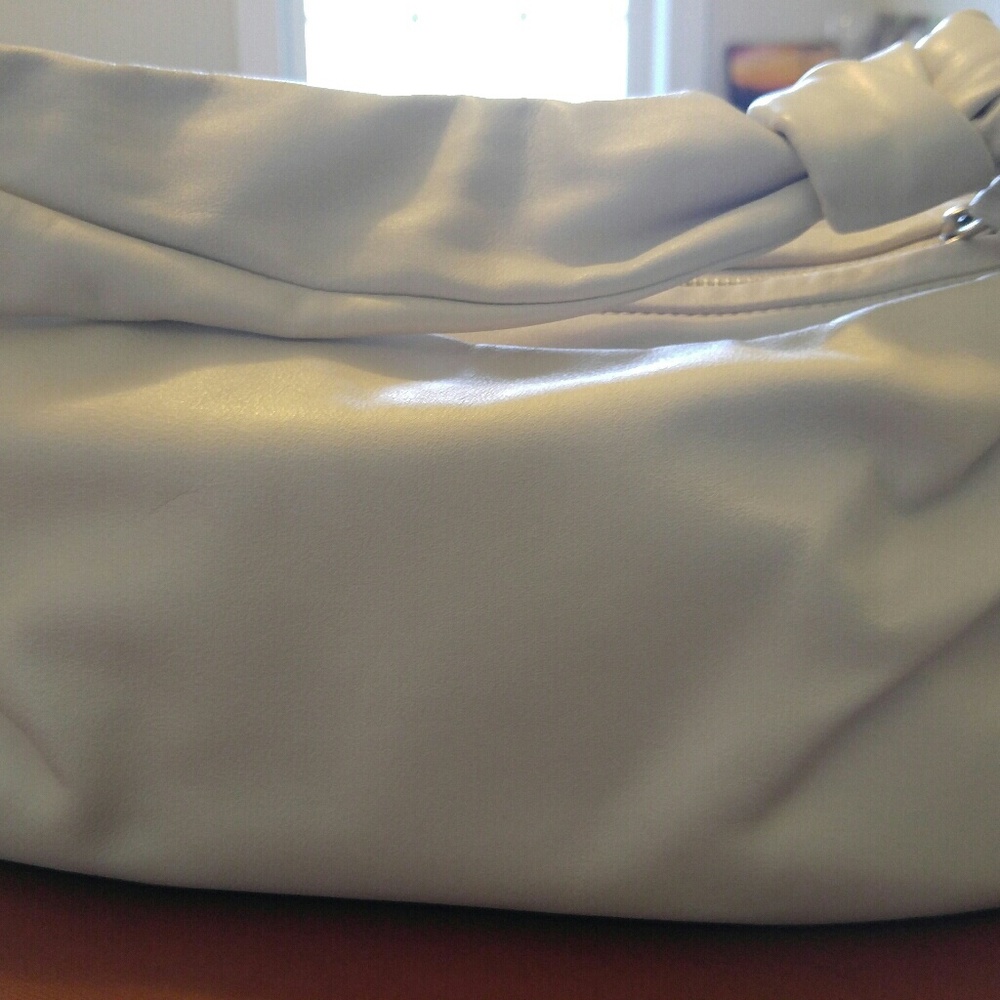 Sold**Coach shoulder bag
