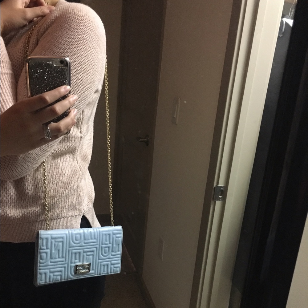 Fendi wallet on chain!