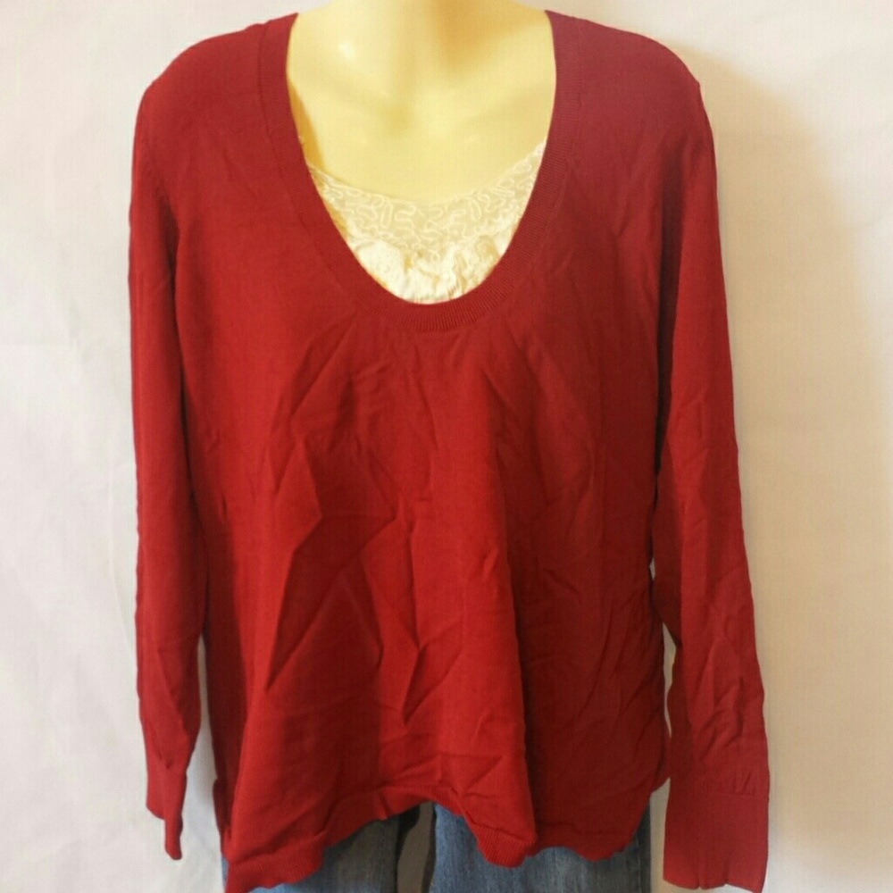 Dark red top with insert