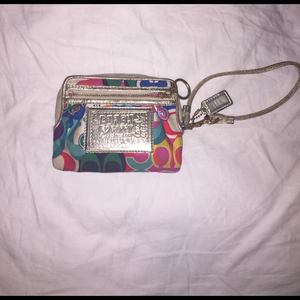 Coach Poppy Wristlet
