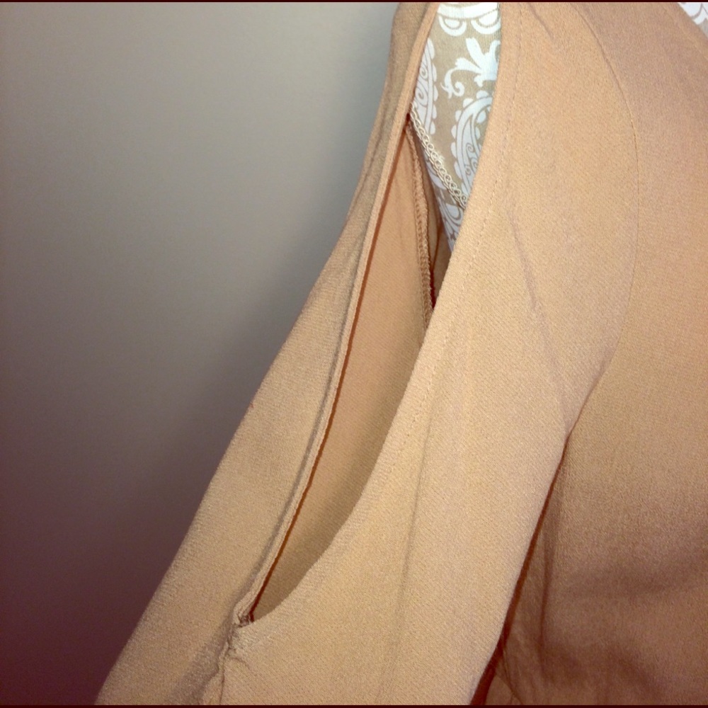 🎊HP2X 6/21 &4/18/17 🎊NEW Bell Sleeve Boho Dress - Picture 3 of 6