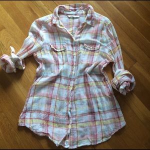 Lightweight sheer button down