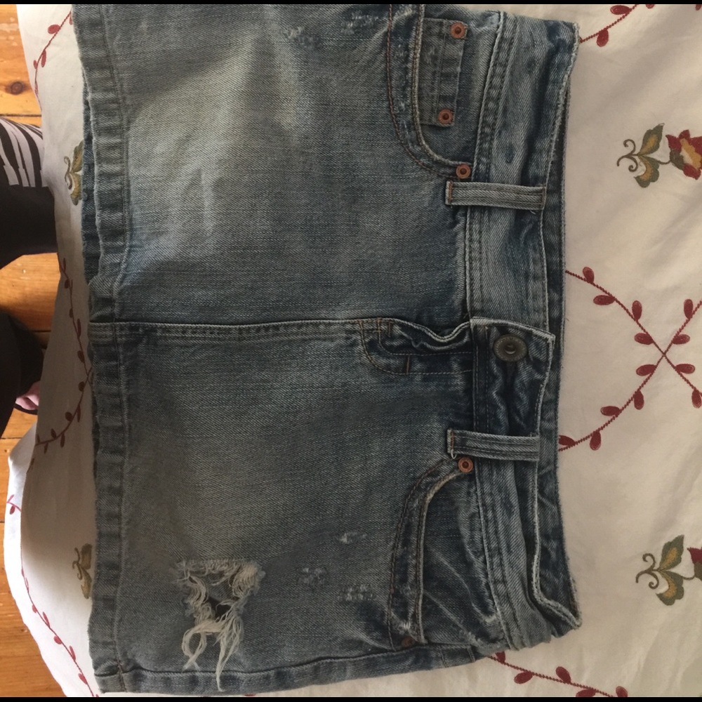American eagle jean skirt