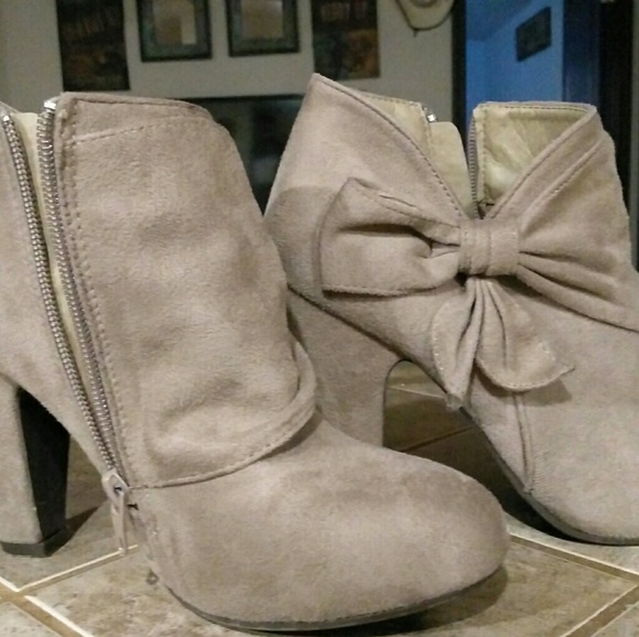 Dress heels bootie heels - Picture 1 of 2