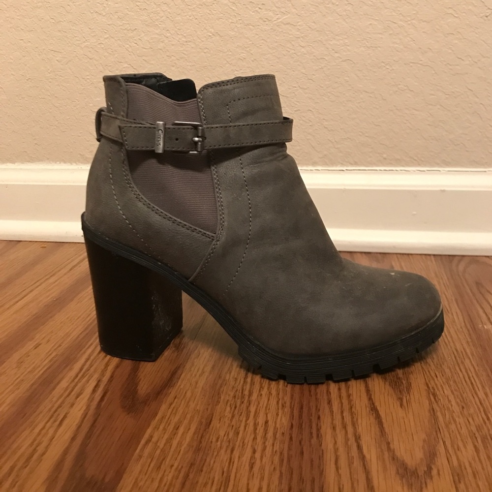 Chunky booties