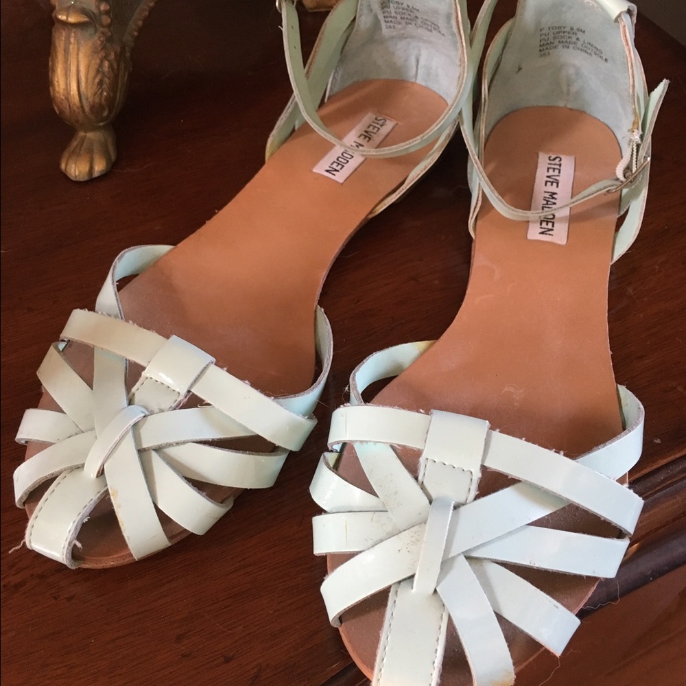 Steve Madden closed toe Sandal - Size9.5