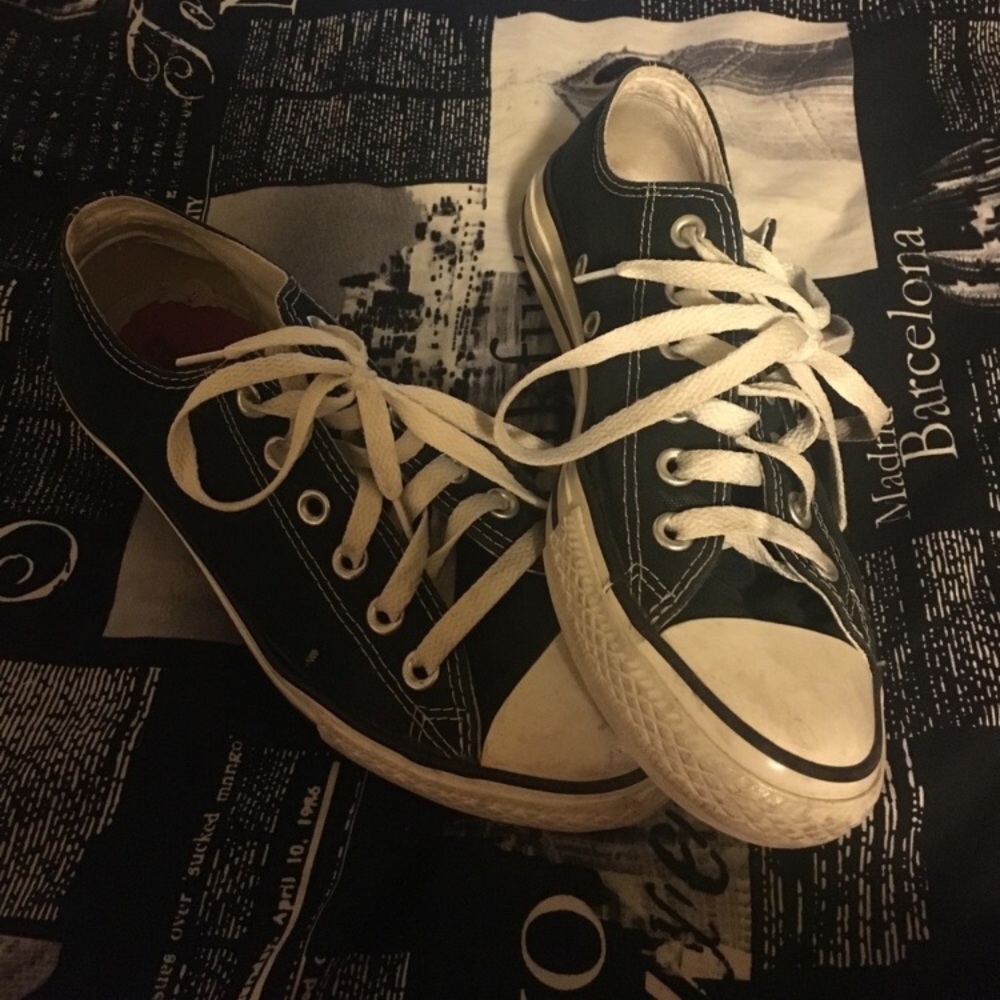 Converse Size 7