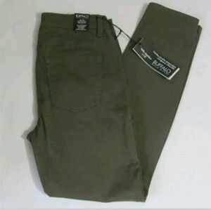 Buffalo David Bitton Skinny Ankle Grazers NWT