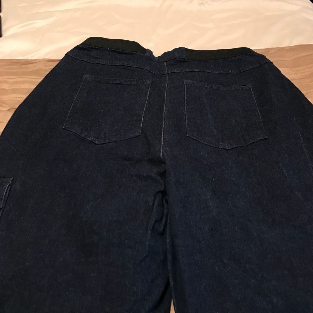 Jeans - Picture 2 of 2