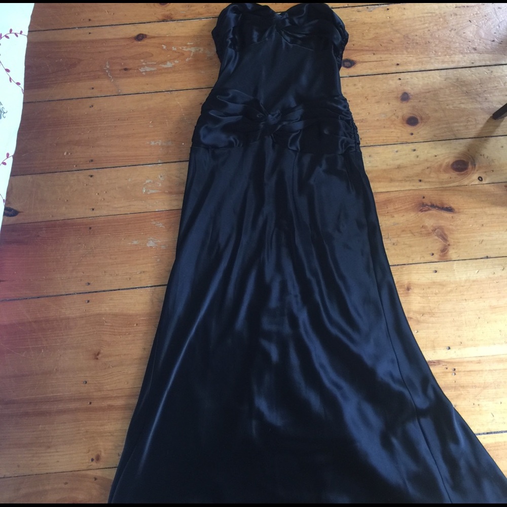 A.B.S Essentials by Allen Schwartz size 8 gown!