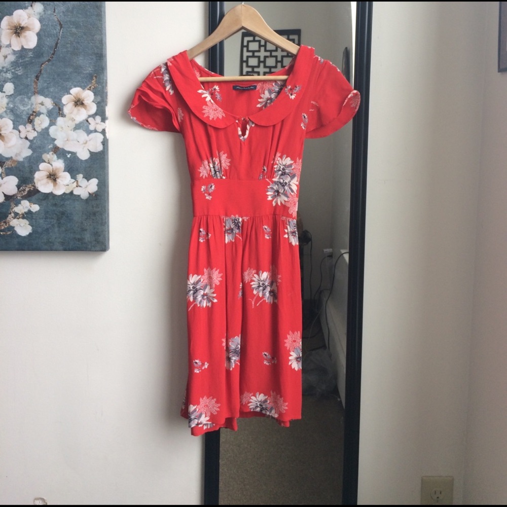 Beautiful retro red dress