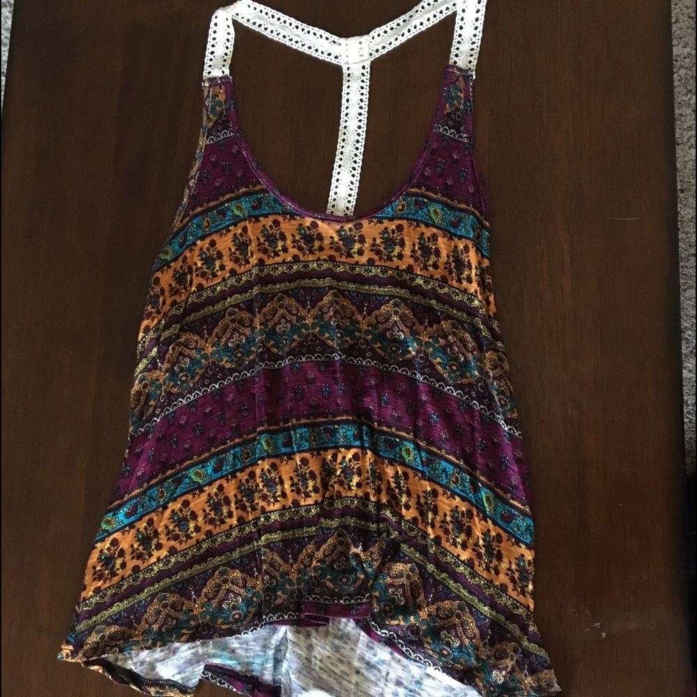 F21 Patterned Tank - Picture 3 of 4