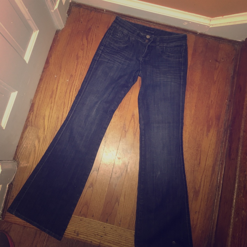 *Never Worn* Size 26 Blue Jeans, Flared Leg