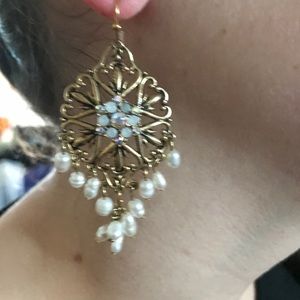 NEW goltone earrings🍉