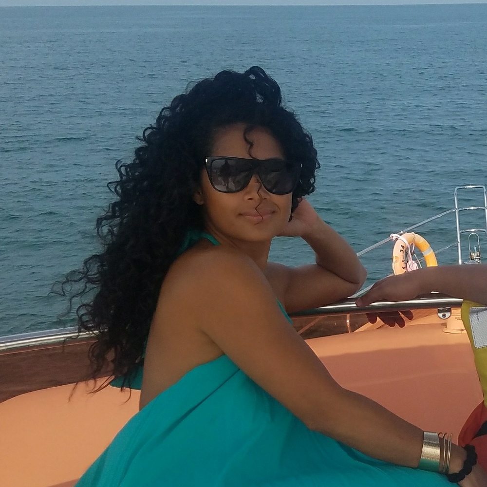 Meet your Posher, Vialda