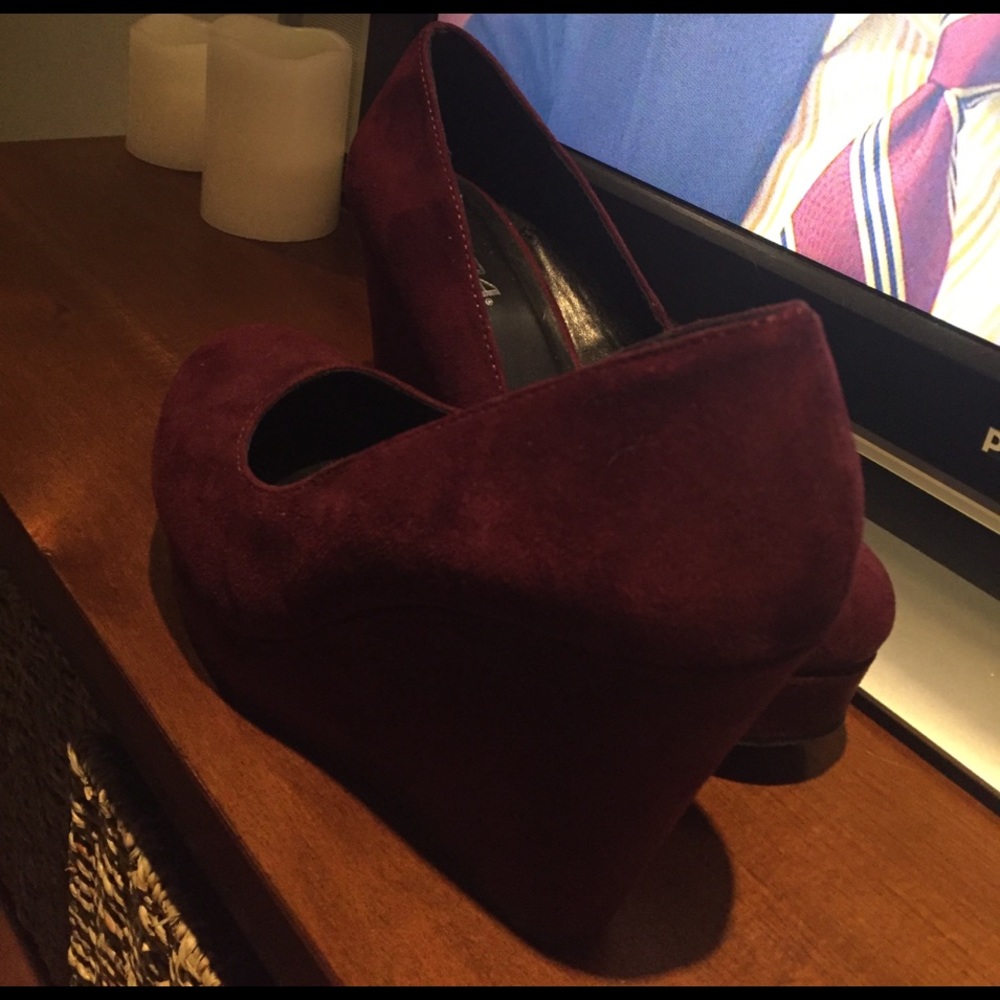 Burgundy Wedges