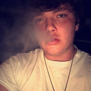 Meet your Posher, Zach