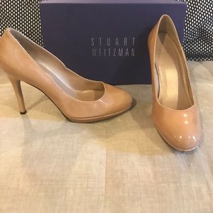 Stuart Weitzman Nude Patent Leather Pumps