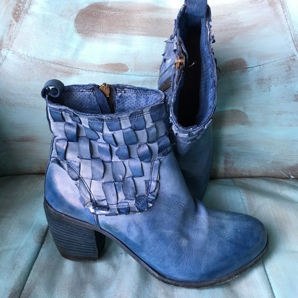 Gidigio booties