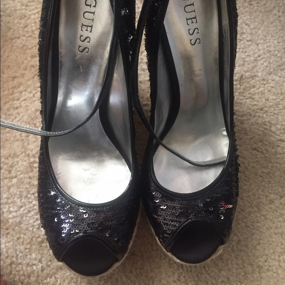 Guess heels (wedges) - Picture 3 of 4