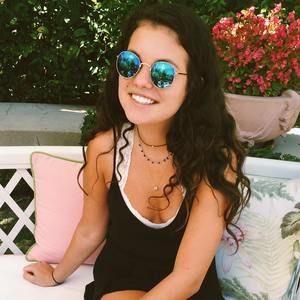 Meet your Posher, Cayla