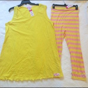 Ruffle Girl Women's Tank & Capri Set XXL