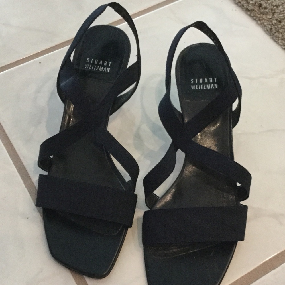 Stuart Weitzman 2" heels Stretch