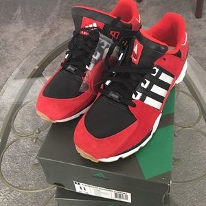 Adidas equipment running support