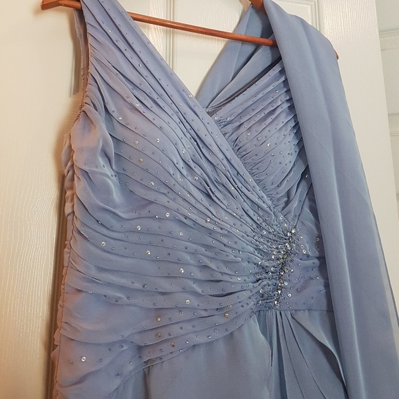 SOLD IGNITE Evenings by Carol Lin formal party - Picture 2 of 5