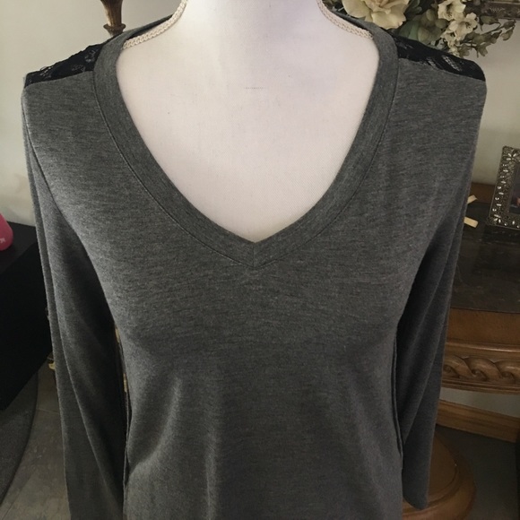 NWT⭐️NEW APT.9  LACE BACK TOP - Picture 3 of 5